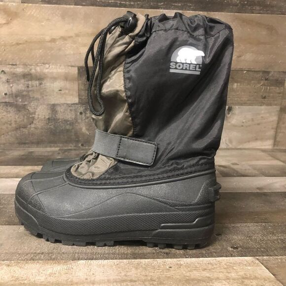 Sorel snow boots kids size 2 black and gray lined - Picture 3 of 6